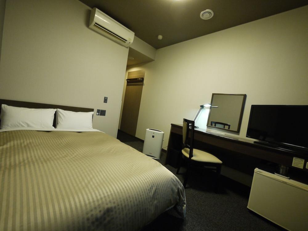 Hotel Route-inn Court Kofu Isawa