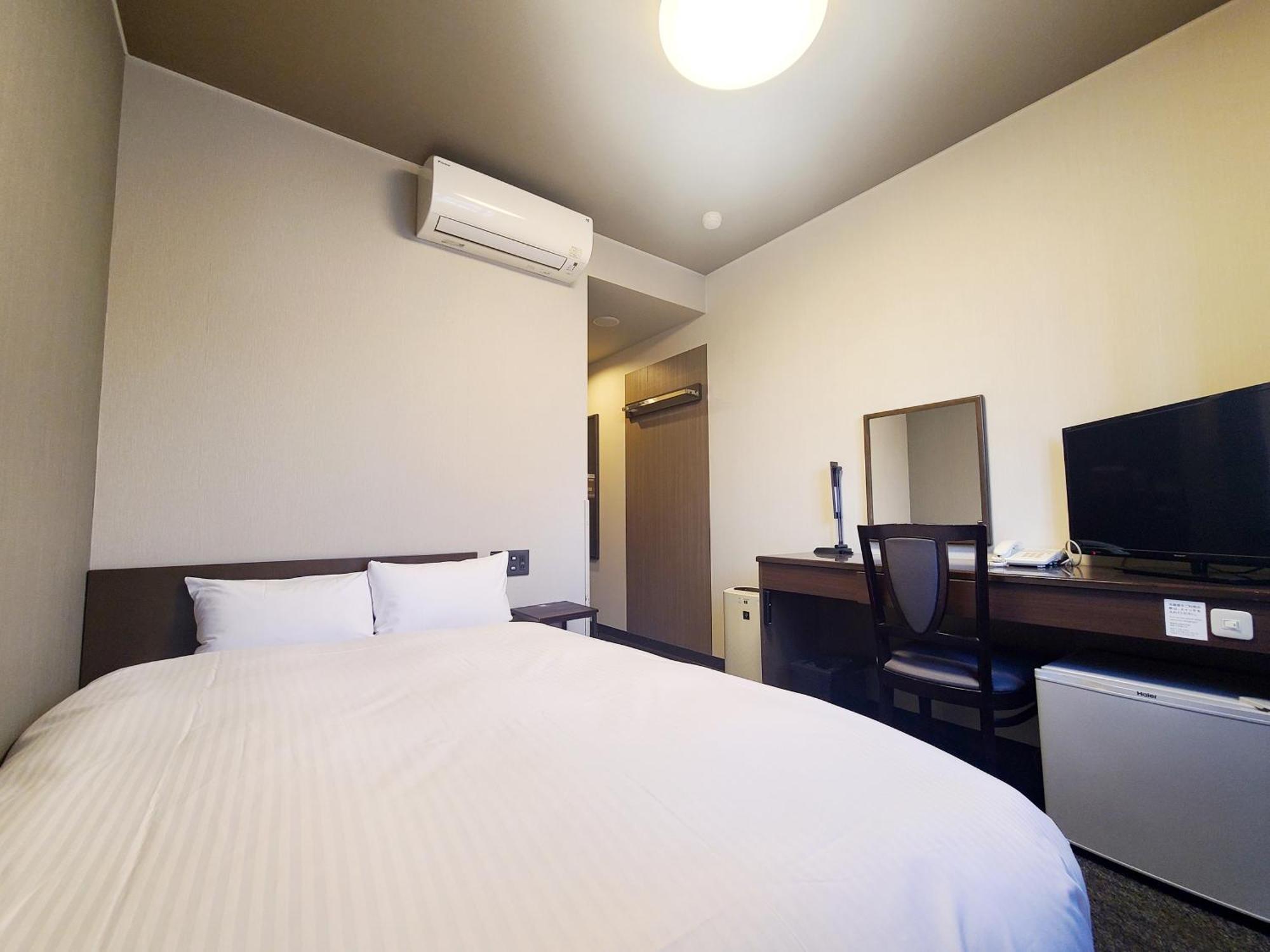 Route-inn Court Kofu Isawa Hotel