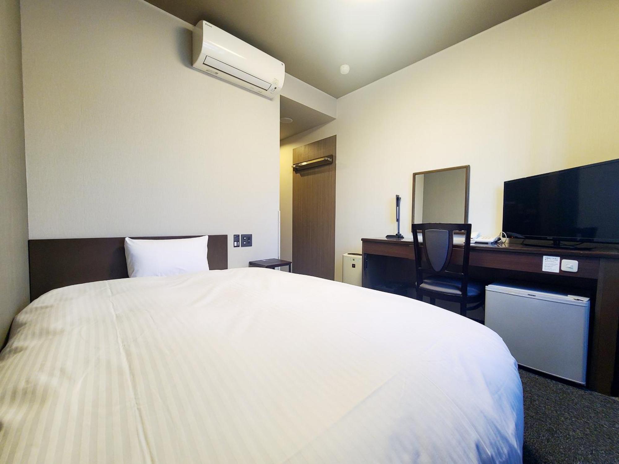 Hotel Route-inn Court Kofu Isawa