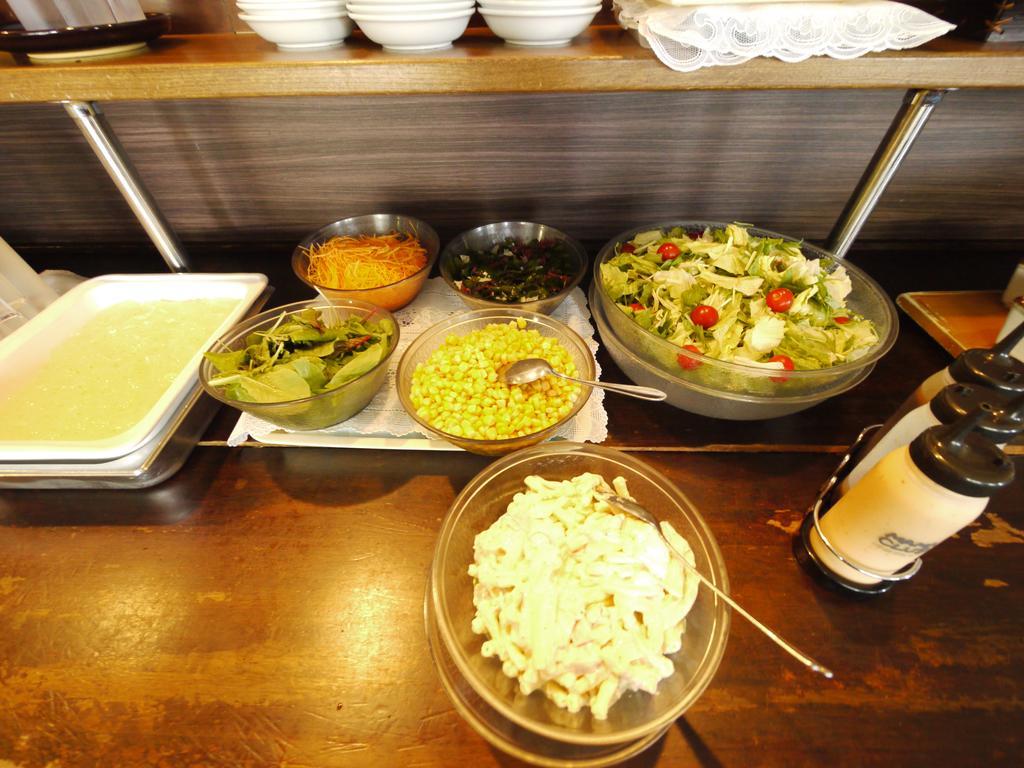 Hotel Route-inn Court Kofu Isawa 3*